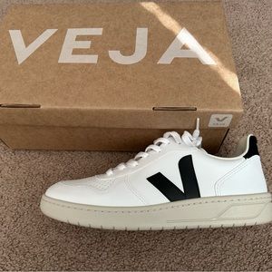 Veja V10
